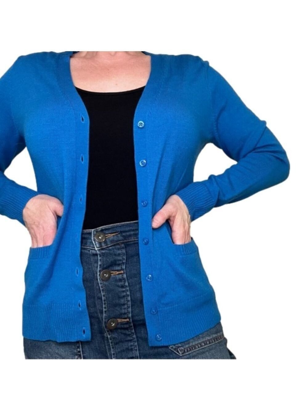 LORD & TAYLOR 100% Fine Merino Wool V-Neck Cardigan in Bright Blue, Medium
